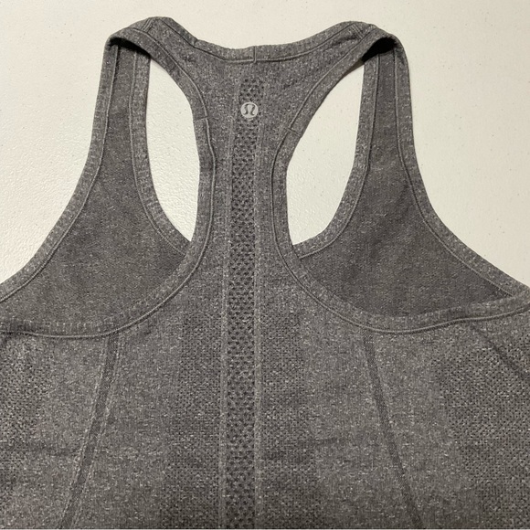 Lululemon Tank Top Size 6 - Picture 5 of 8